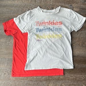 XS tshirt bundle “Kellogg’s corn flakes” & “twinkies brand Hostess”